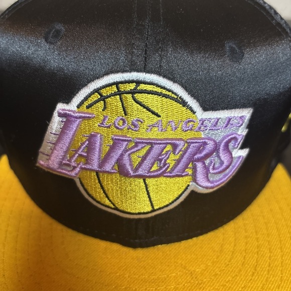 New Era Hardwood Classics Lakers Black and Purple Cap new era snap back - Picture 11 of 16